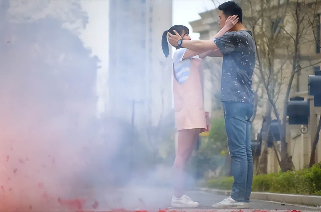 “狗尾续貂”的五部剧，《双世宠妃3》排第二，一部没看太幸运