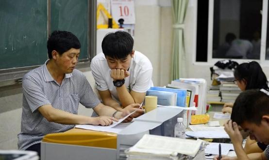 “高考成绩”和“模考成绩”，两者之间差多少？985学霸给出答案