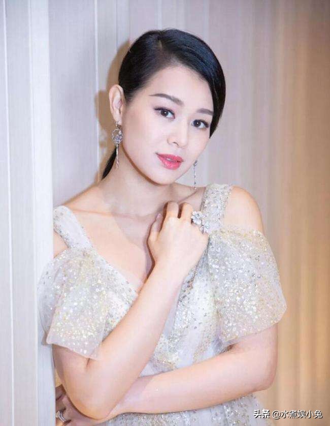 整整25年过去，再回看历年视后之争，才发现港剧的没落早埋下伏笔