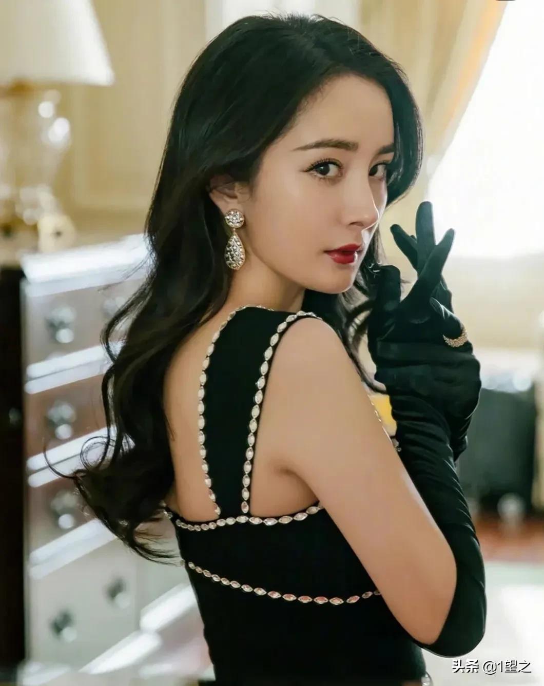 又飒又酷的女明星太美了