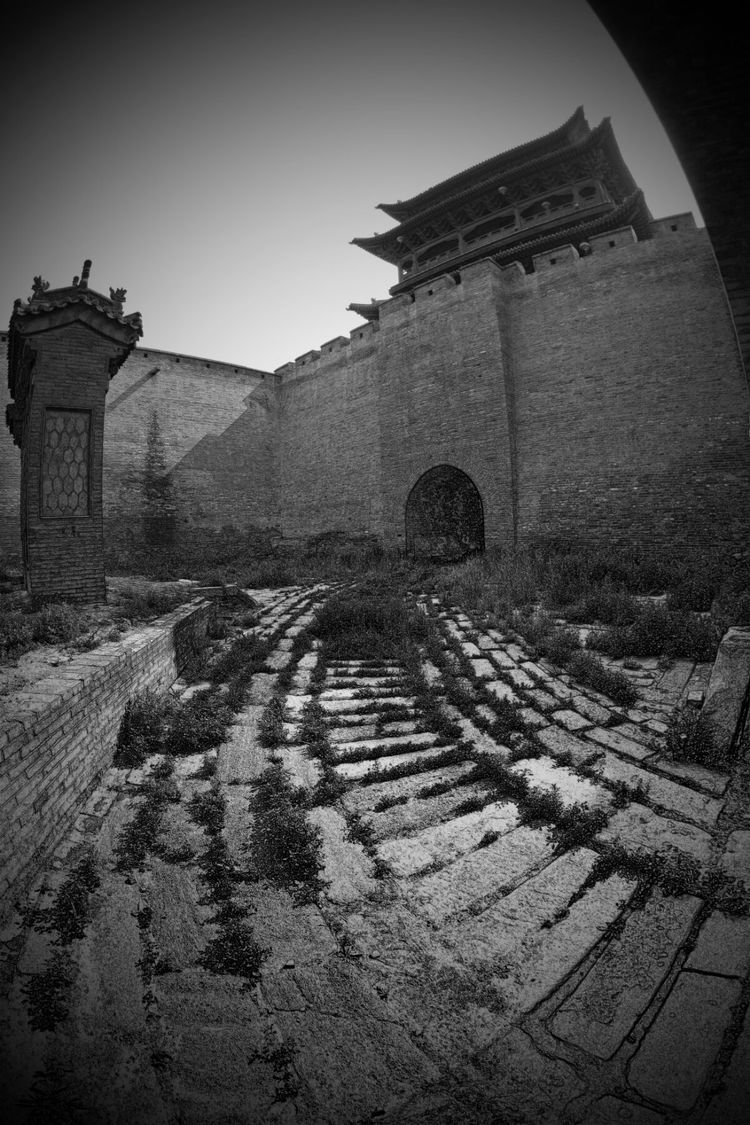张庆和：古城探幽