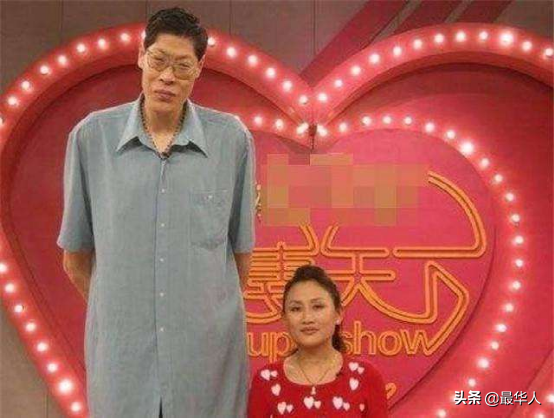 亚洲第一巨人张俊才：比姚明还高半个头，22年前娶妻却至今无子