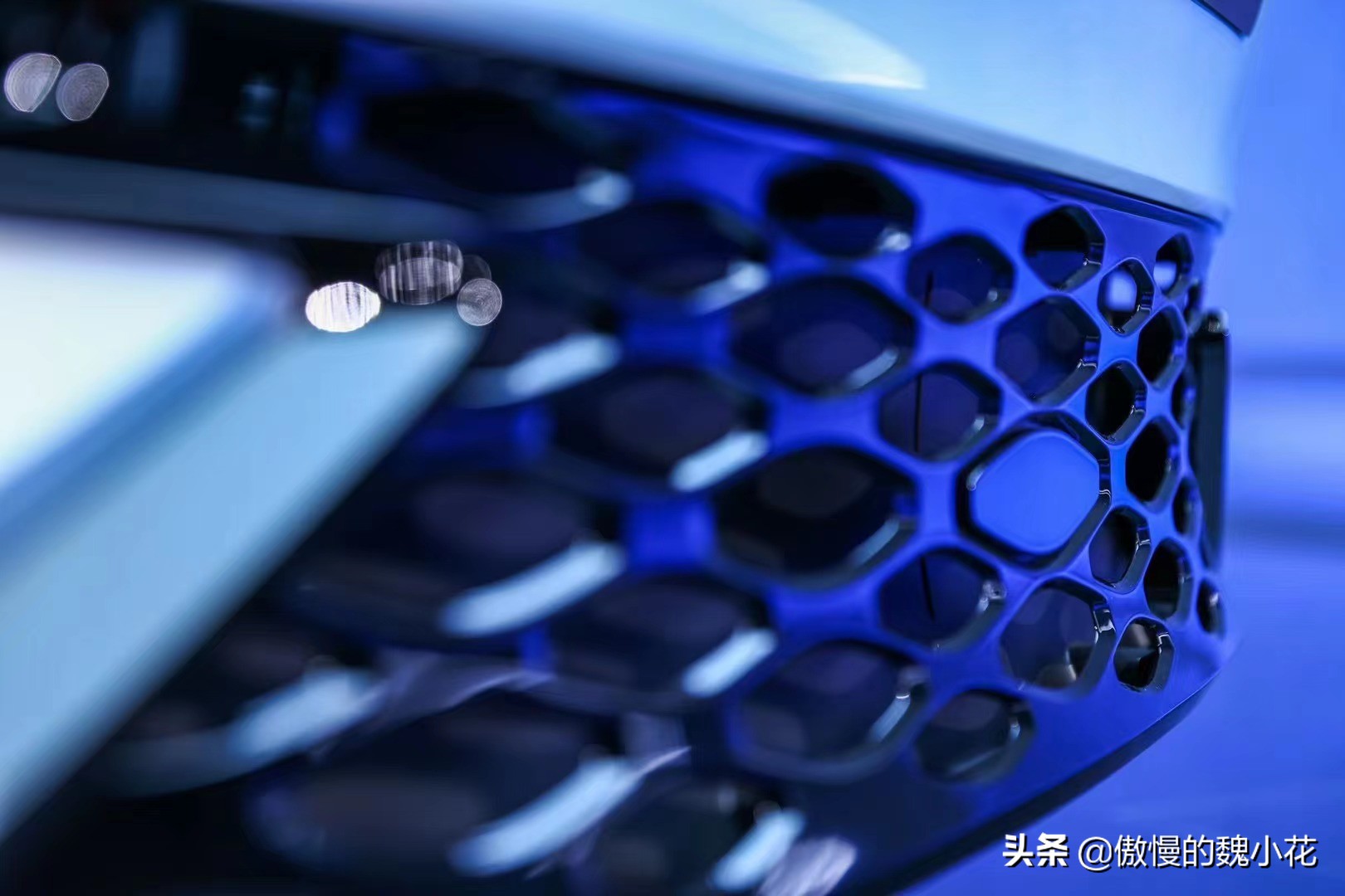 大众“亮剑”，ID.AERO概念车正式量产，明年引入，续航620公里