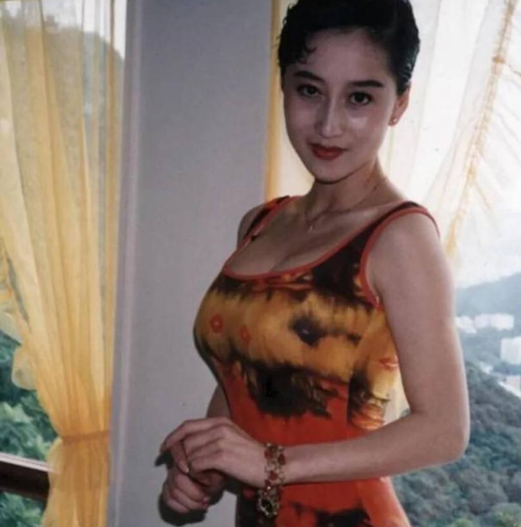 19位惊艳了时光的“80年代港风美女”，个个美到窒息，一见误终身