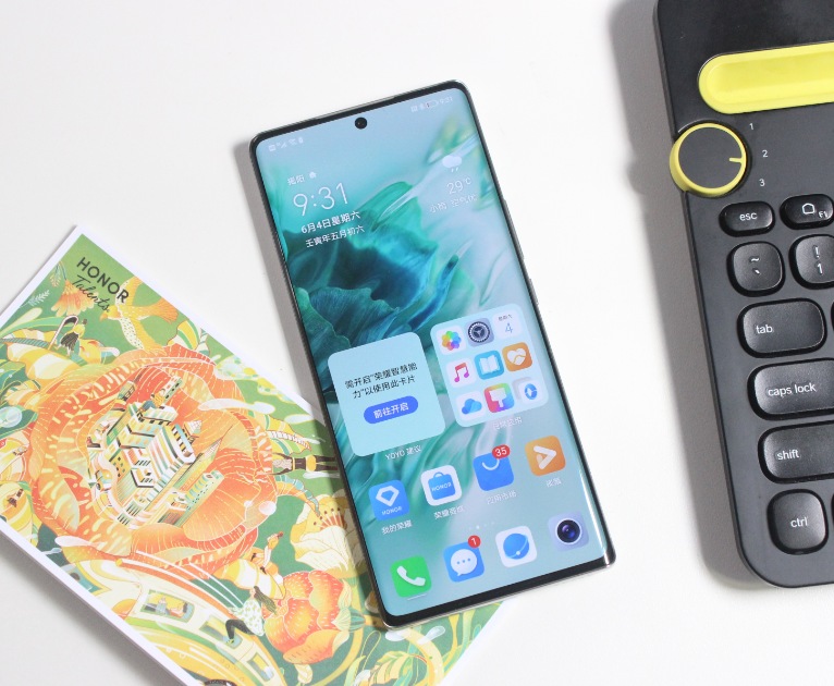 都搭载骁龙778G，看完realmeQ3s和荣耀70的价格，我陷入了沉默