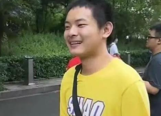湖南少年放弃保送清华，直言要享受高考的过程，最终到底考了几分