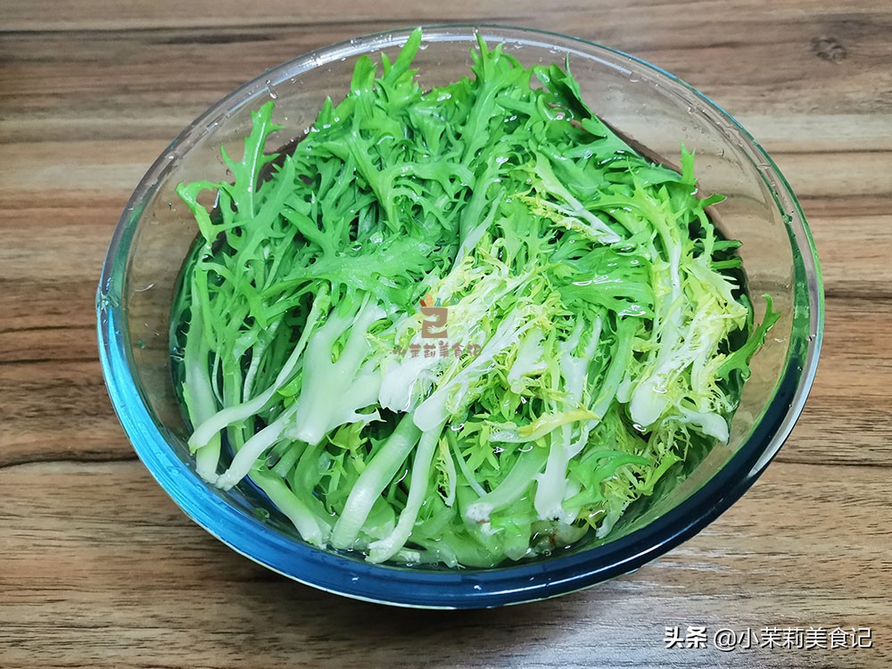 立夏后建議多吃&ldquo;苦&rdquo;，5菜1果換著做，開胃清心除煩，熱天不疰夏