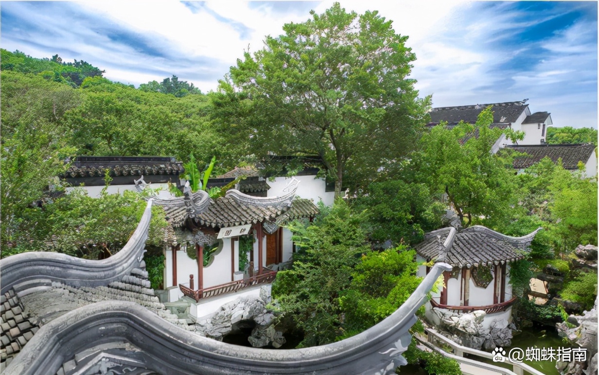 位于吴中区东山镇杨湾寺前村,道勤小筑是一座具有苏式园林风格的仿古