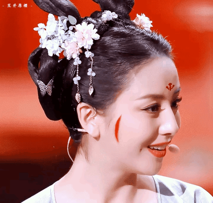 有一种“自卑”叫我好丑，这4位女星都不照镜子的吗？