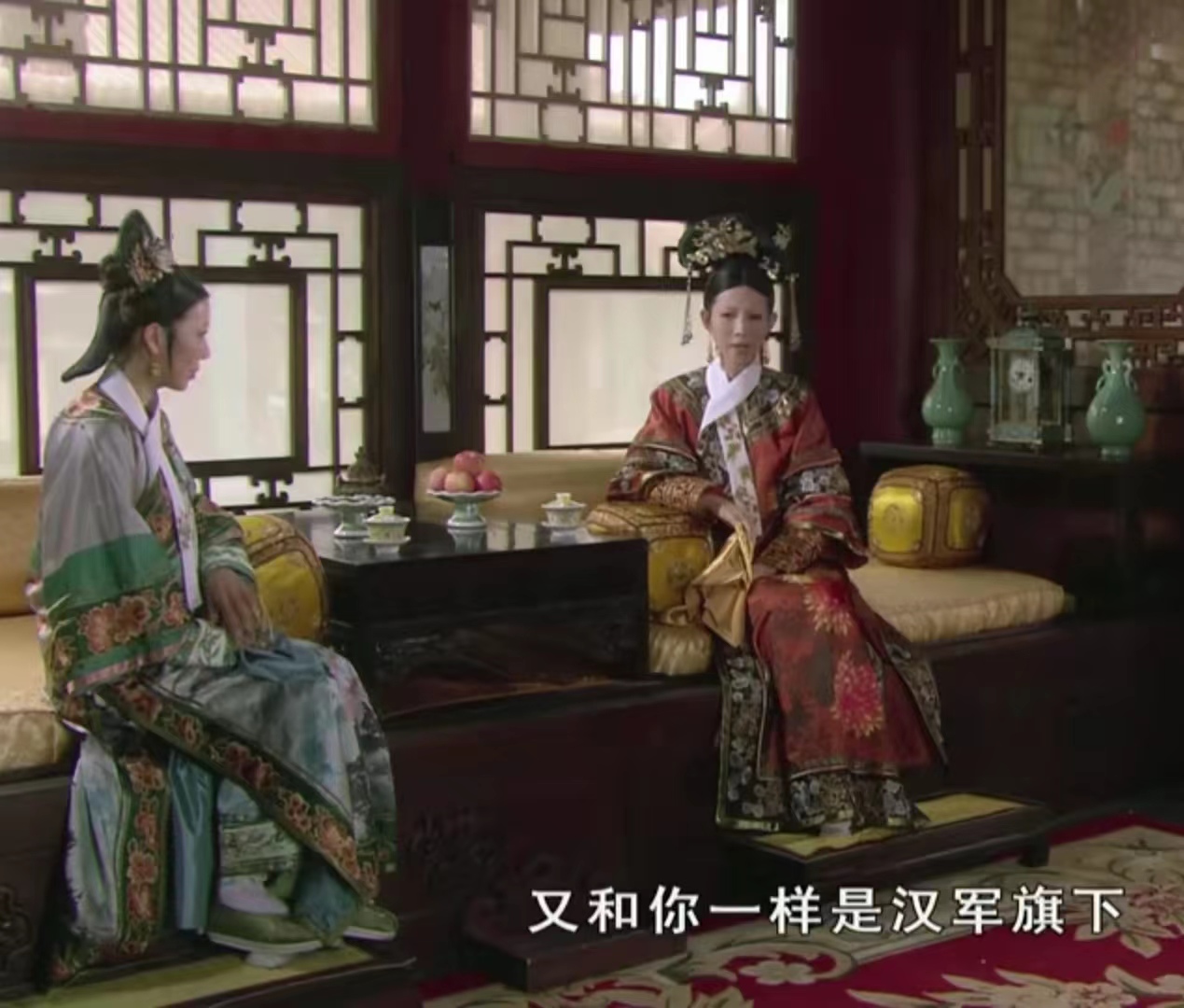 《甄嬛传》：为何蠢笨的齐妃能顺利生下三阿哥，还稳坐妃位多年？