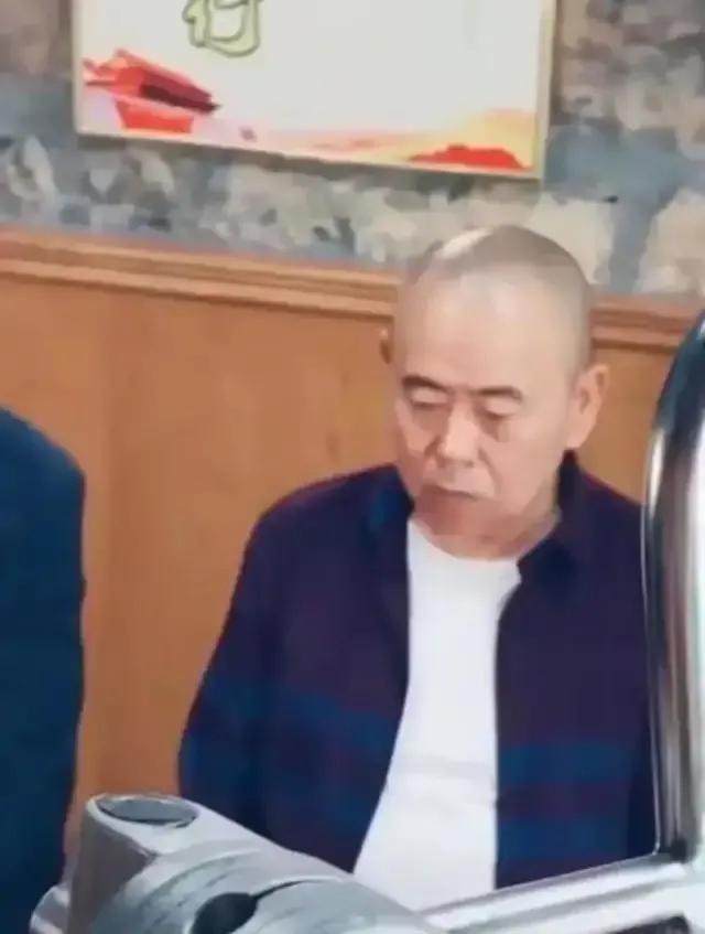 潘长江为何现在落得人人喊打的地步？多年名誉毁于一旦