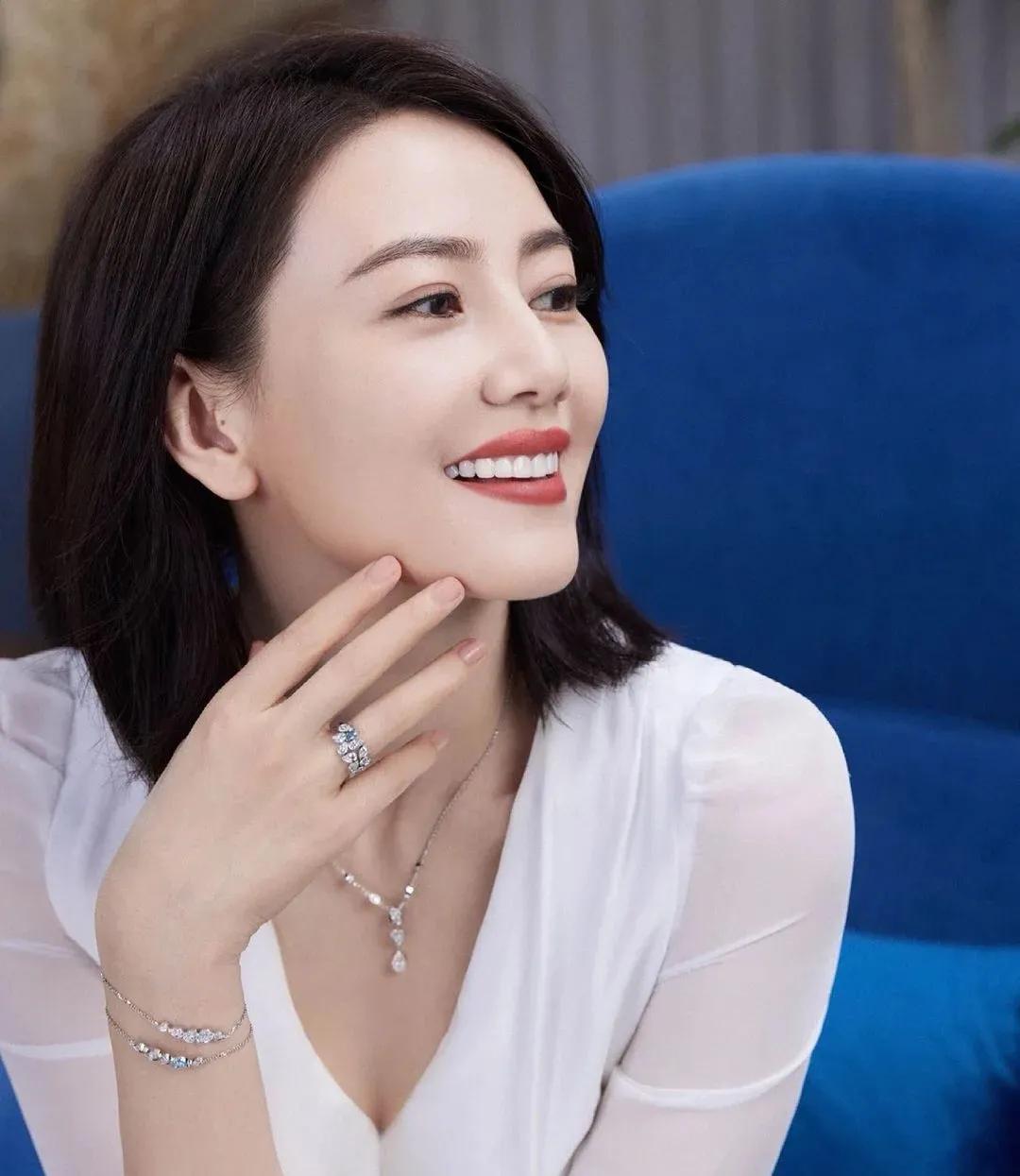 国民气质美女高圆圆