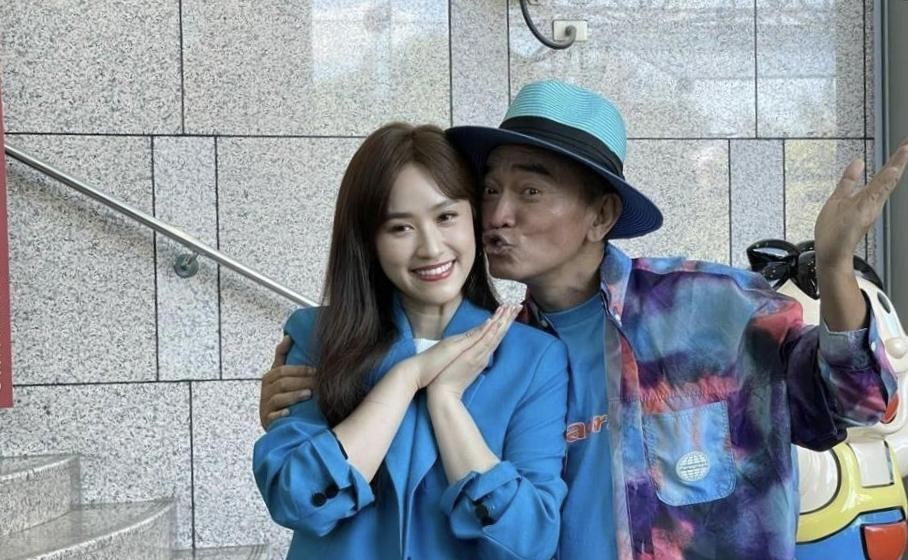 父亲是歪瓜裂枣，女儿却貌美如花？这10位星二代的长相好奇妙