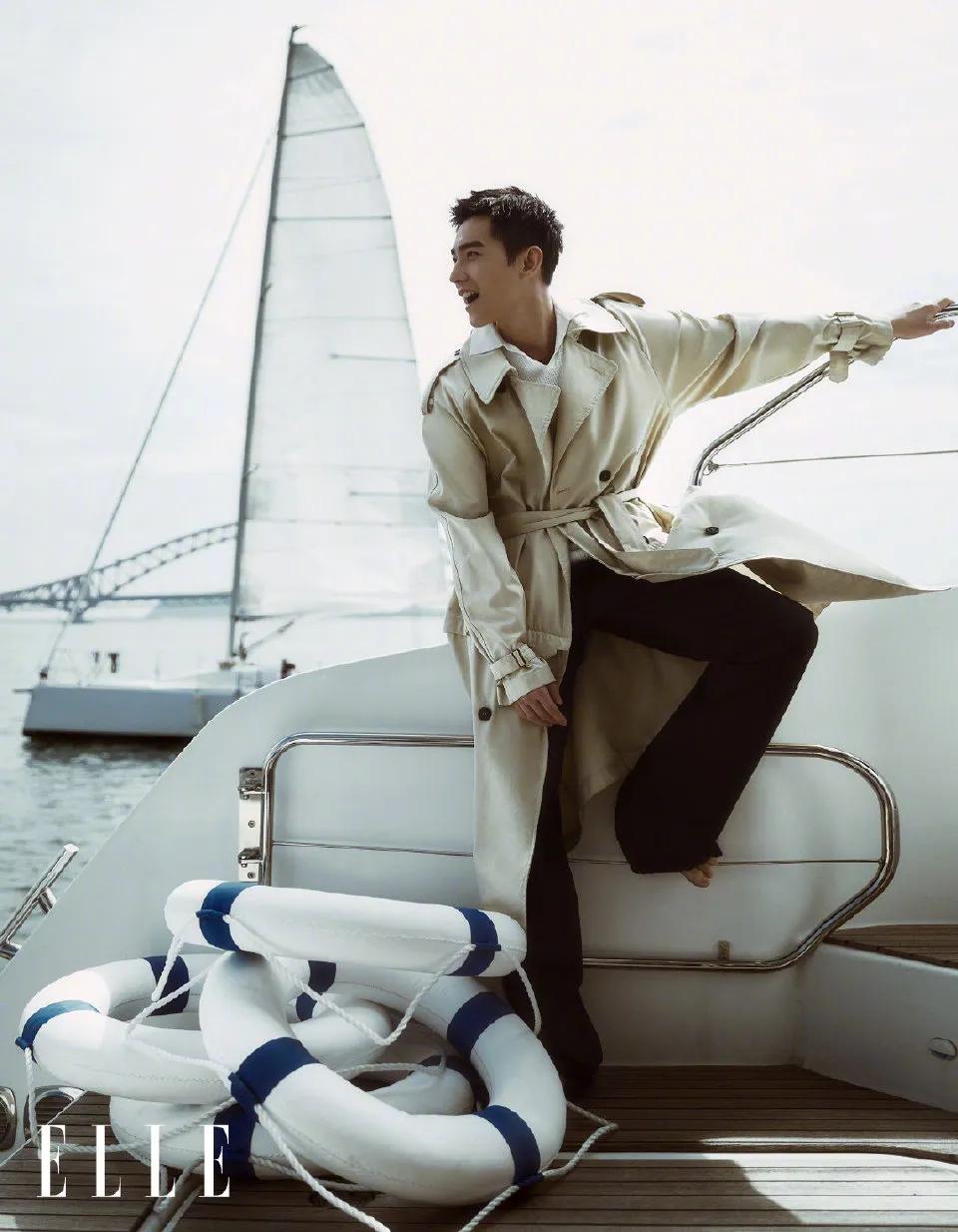 杨洋三登 X《ELLE》，优雅帅气，悠然自得感受海风拂面，心旷神怡