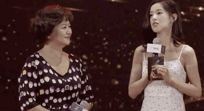 论“最美”主持只服这8位，气质脱俗、走路带风，谢娜等人算了吧