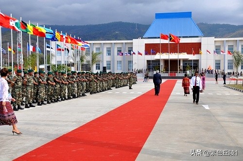 美国驻华大使馆有几个,美国驻华大使馆有几个领馆