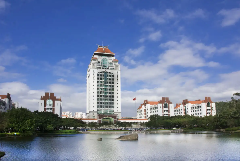 中国十大“最美”高校，上学堪比旅游，你更喜欢哪所学校？