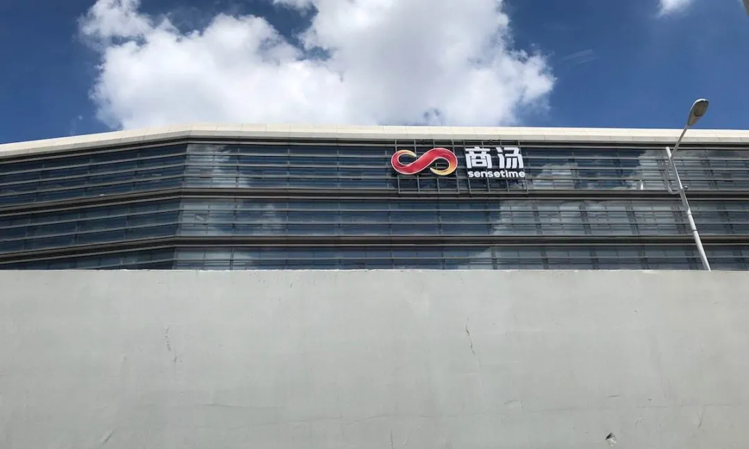 每周新闻:为电动轿车做准备,大众将建“超级工厂”对抗特斯拉