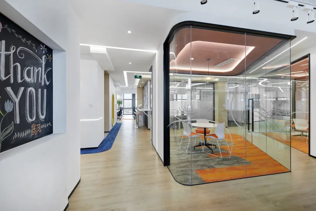 接待区，办公室装修中的重要担当