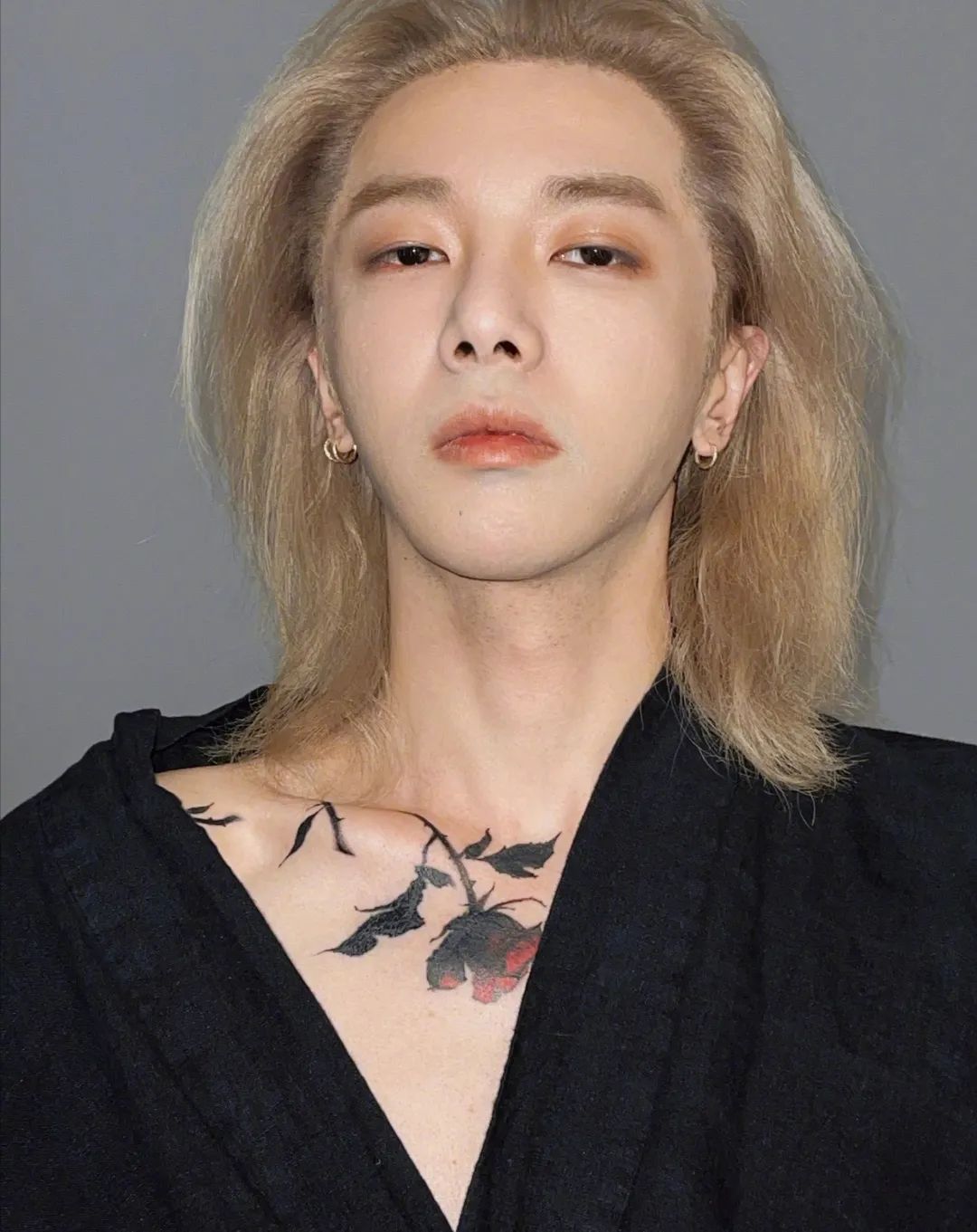 华晨宇简介(华晨宇:从音乐奇才到"人设崩塌",他到底经历了什么?