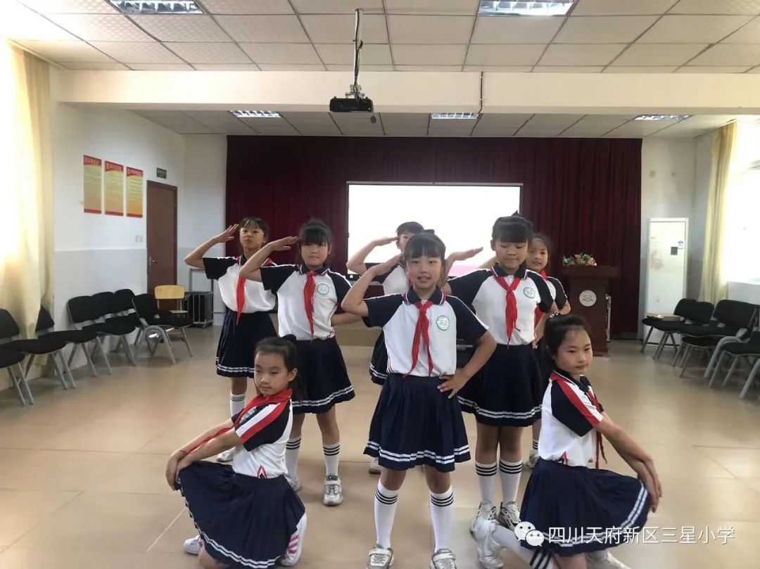 天府新区三星小学举行“金芙蓉”声乐比赛以及六一文艺节目初选