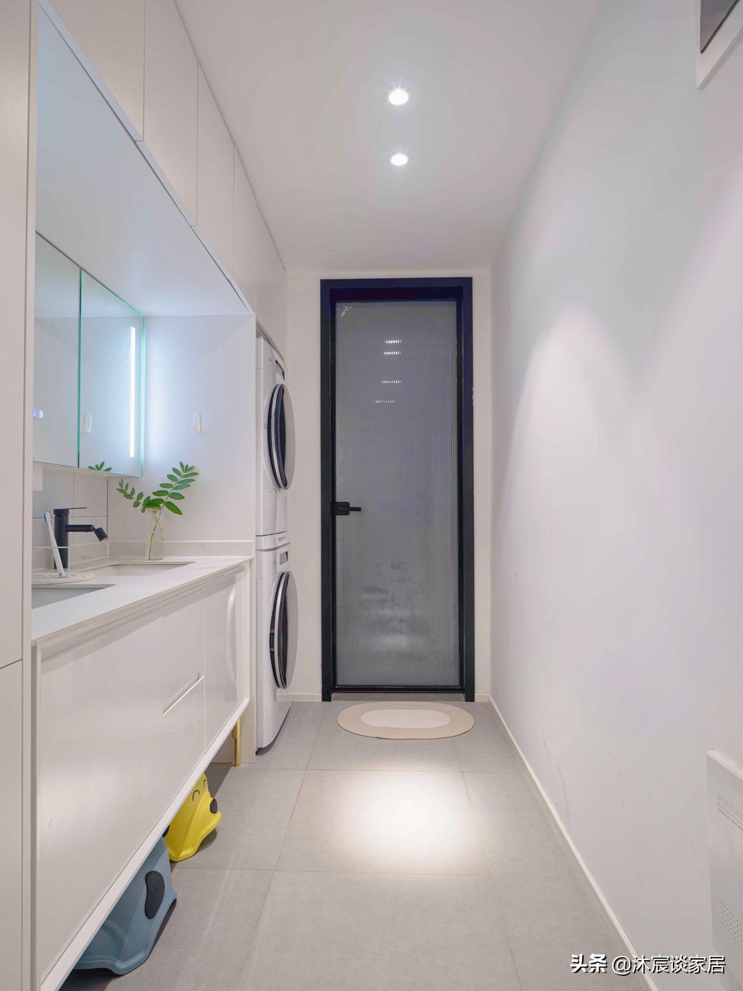 武汉蜗居：40m²挤进一家4口，把客厅去掉室内多间房，温馨又幸福