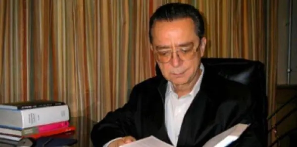 66年前高考成绩接近满分，却被清华北大拒收的混血男孩，后来怎样