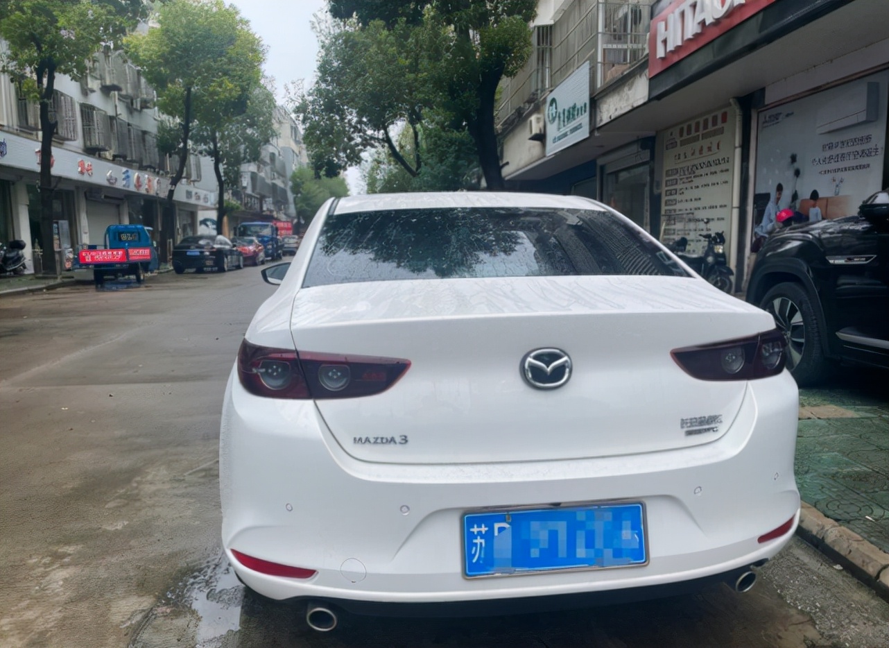 14.79万提了辆马自达3昂克赛拉，用车一个月后，车主说出真实感受