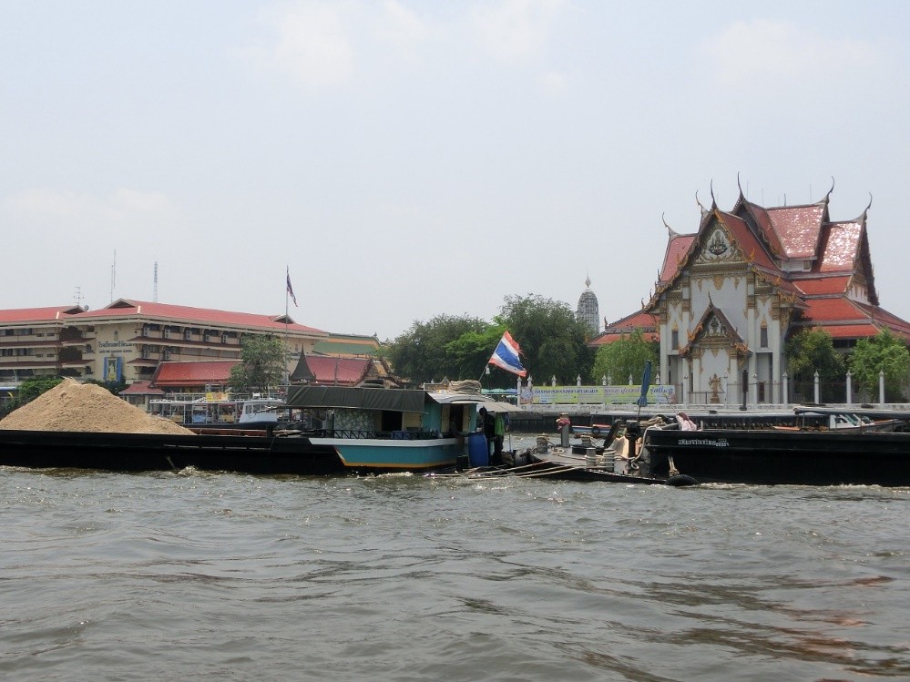 湄公河水位上升破记录 但干旱风险仍未消除