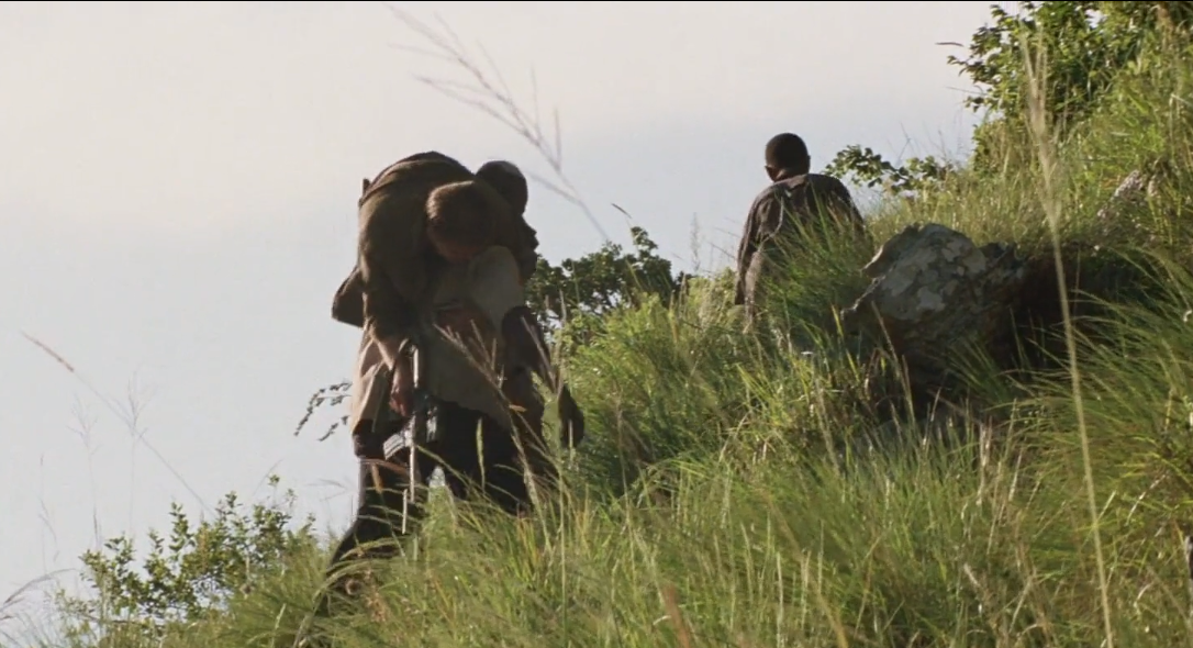 “钻石恒久远”的背后：战争、屠杀、血腥，有的是你想不到的罪恶