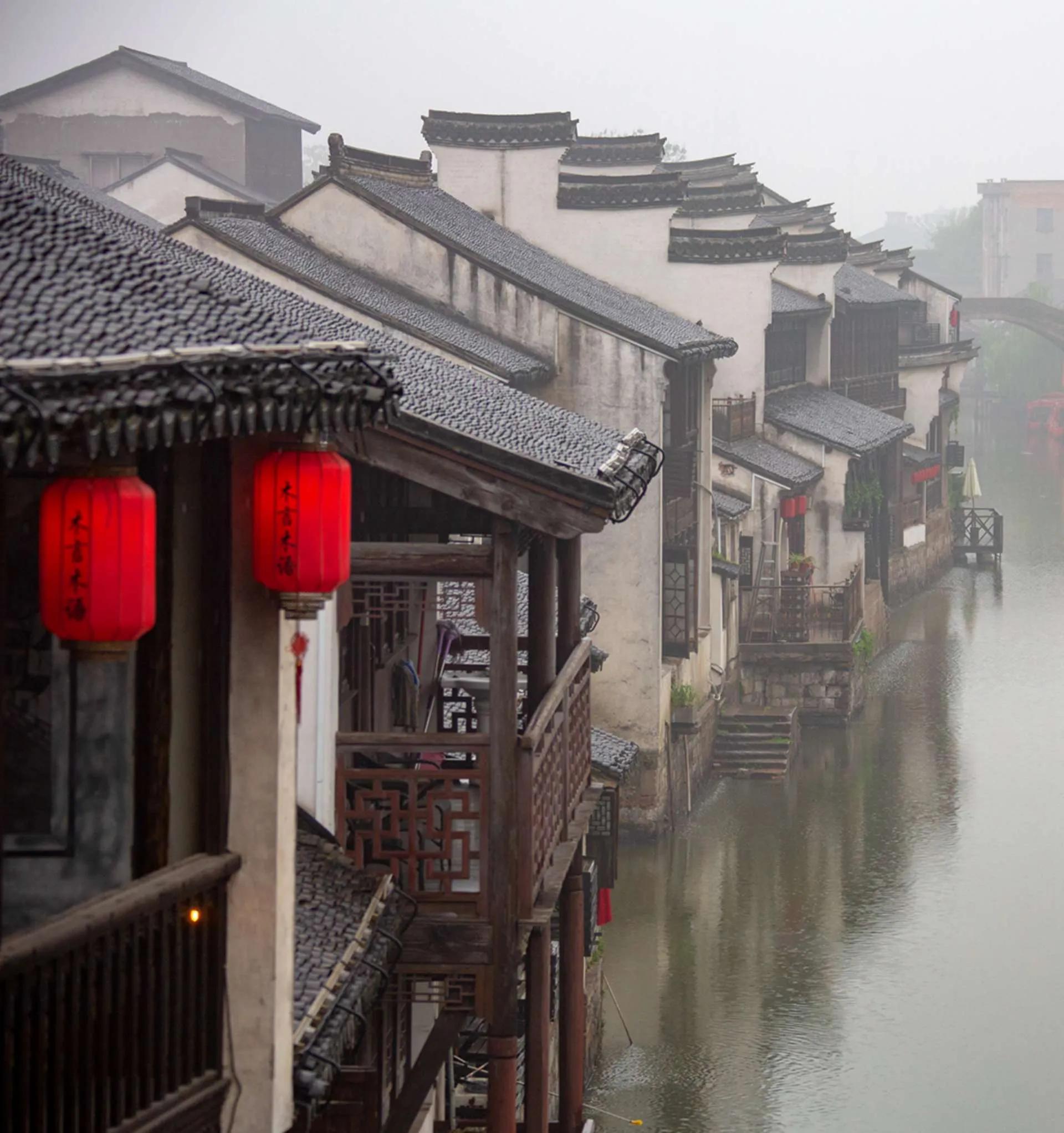 细雨霏霏中的南浔古镇 江南水乡名镇