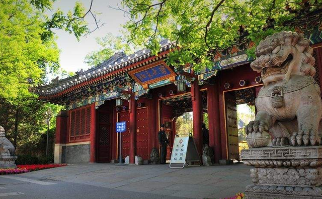 2022全国文科高校排名出炉，北大一马当先，上交、川大退步明显