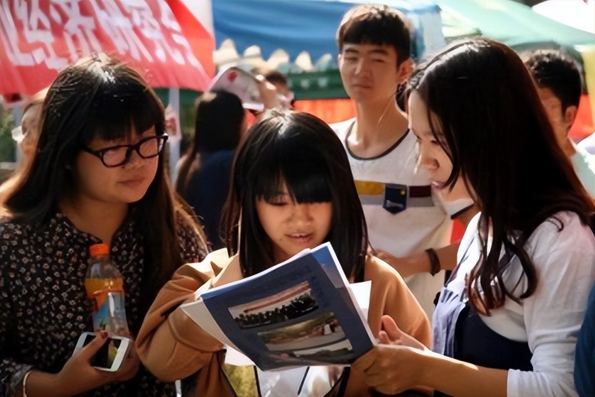 2022考研大数据出炉，导师吐槽男生难招，研究生院宛如“女儿国”