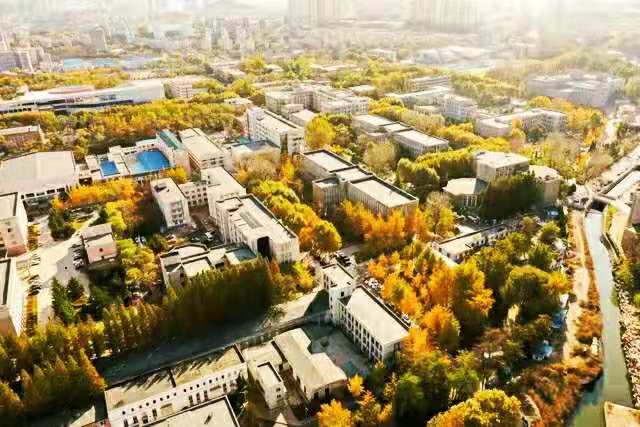 这所985高被“遗忘”，以前风光无限，如今发展得缓慢