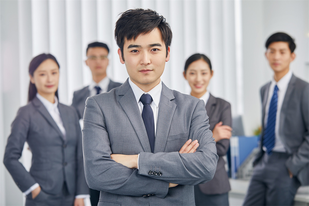 如果你特别想辞职，快到崩溃了，你会继续忍一忍，还是果断辞了？