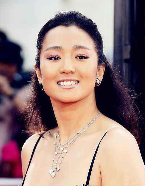 谁说“方圆脸”毁所有？让这5位美女告诉你，方脸也可美若天仙