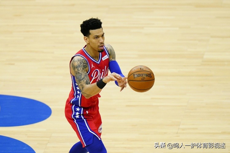 NBA交易新消息(NBA最新交易动态汇总：比尔将透露去向，76人兜售总冠军幸运儿)