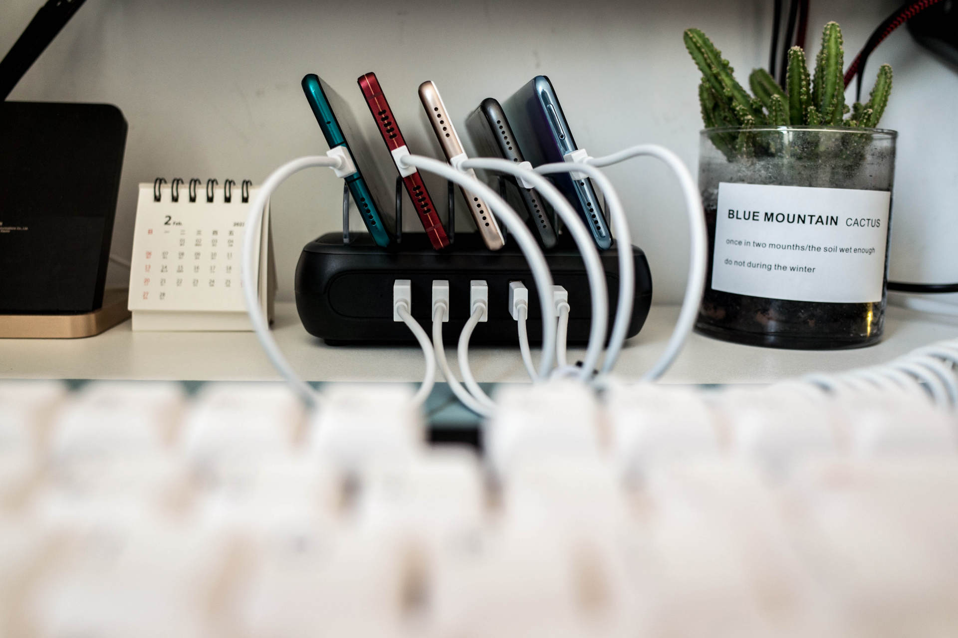 解决多设备充电难题：Orico充电器巴士