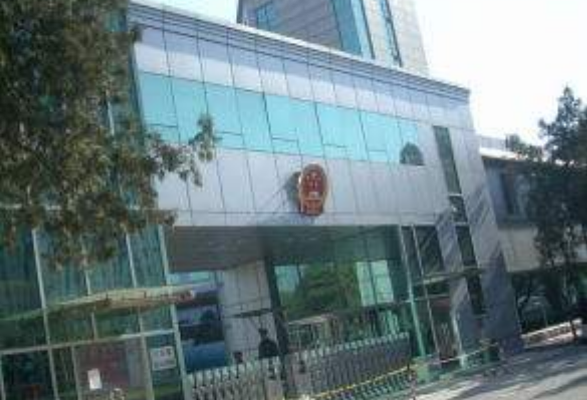 2009年一饭店老板回家后，杀害一家6口，邻居：刚发了600万拆迁款