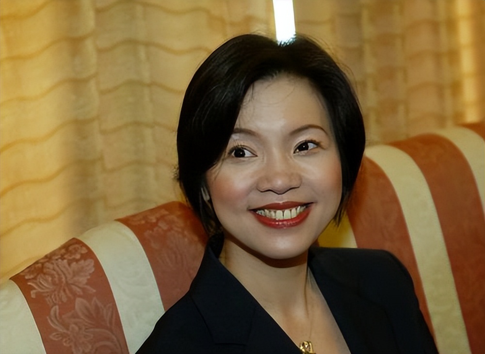 曾是台湾美女政客的璩美凤,本应前途无量,却被偷拍改变了人生