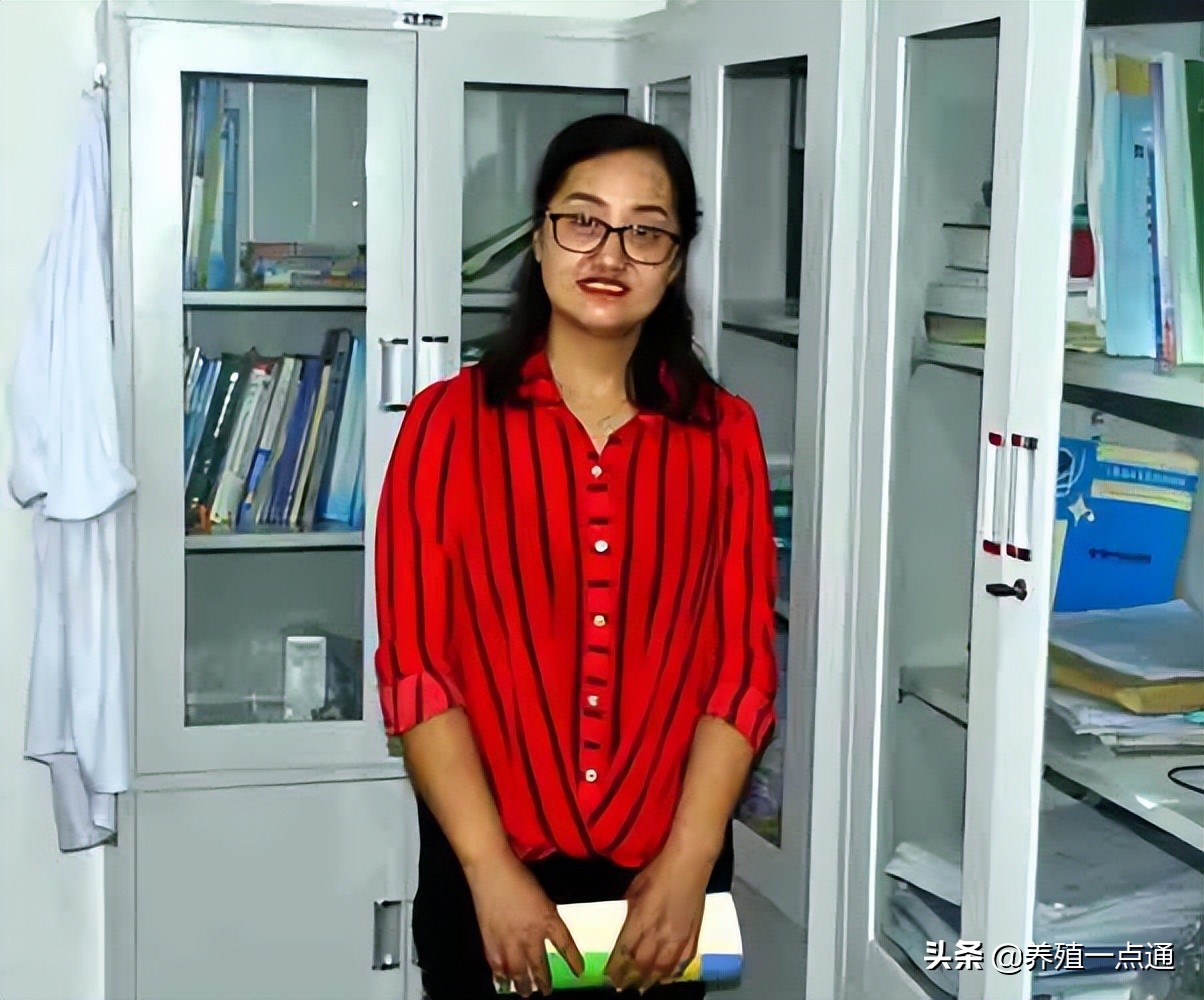 文凤云（女），陕西咸阳人，河南科技大学副教授，遗传育种专家