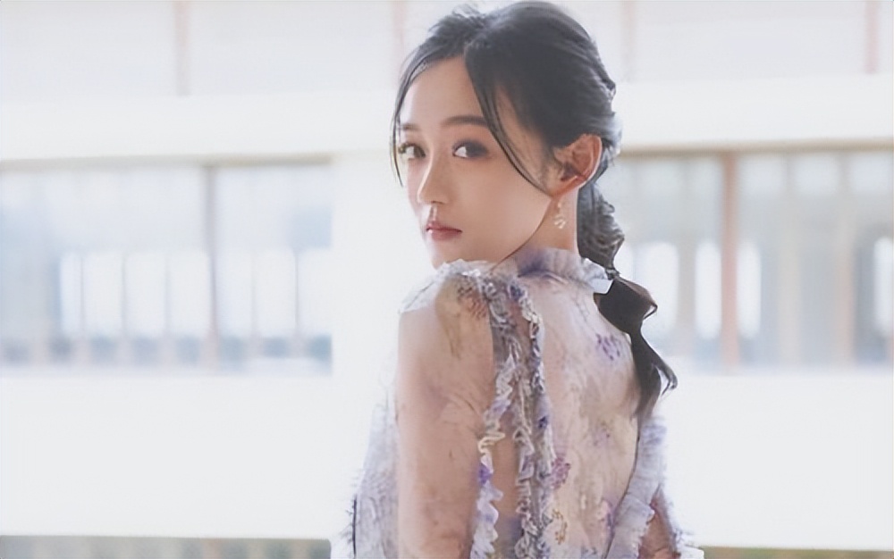 “装嫩”不招人烦的女星，只服这4位！童颜灵气逼人，演技也在线