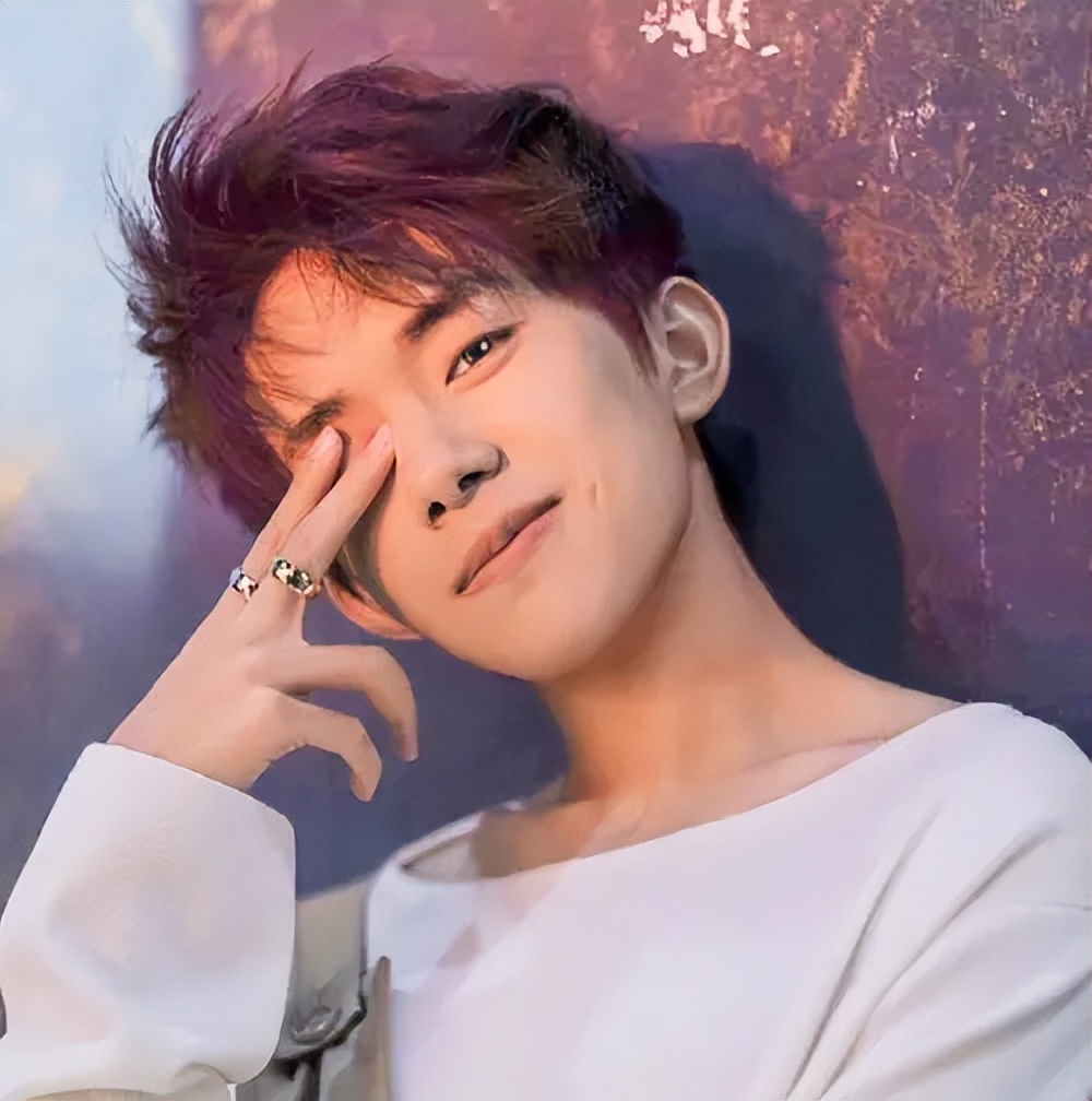 2022上半年男星人气榜前十，肖战上榜，王俊凯只能排第四