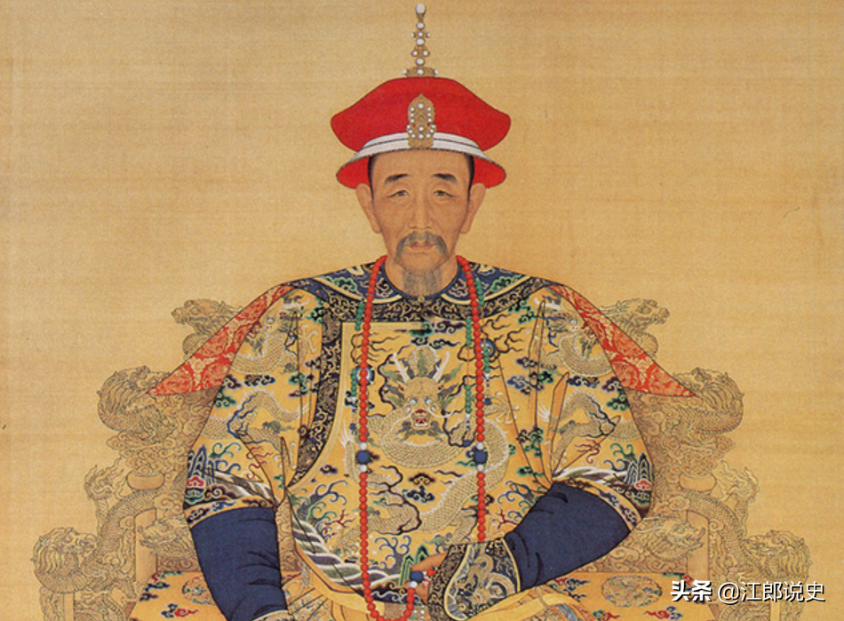 张廷玉激怒乾隆，气得乾隆夺其爵位，45年后家族得到重用