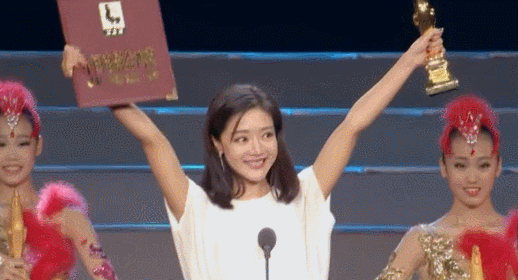 满屏的一星差评，但她怎么还没糊？