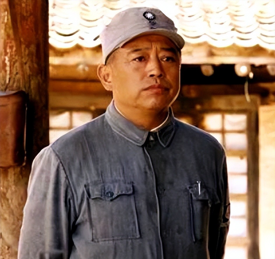 同样是演彭德怀，把董勇、宗利群、丁笑宜放在一起，差别就出来了