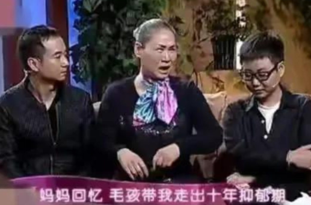“百亿老太”苇青：荧屏上的扮丑卖惨只是表象，她的故事很励志