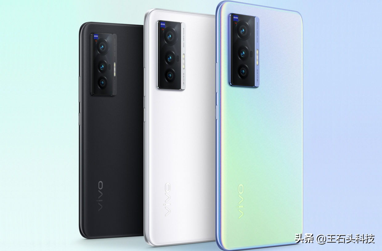 vivo“低门槛”拍照手机，微云台+蔡司镜头，到手仅2509元