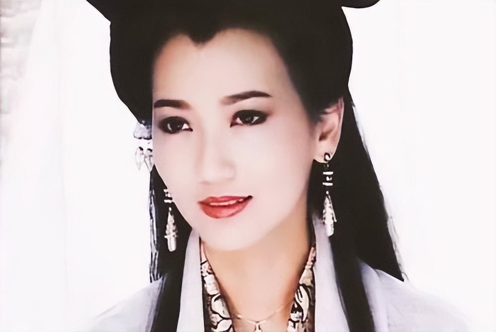 早期古装美女天花板，只服这9位，桃花眼，樱桃嘴，个个百里挑一