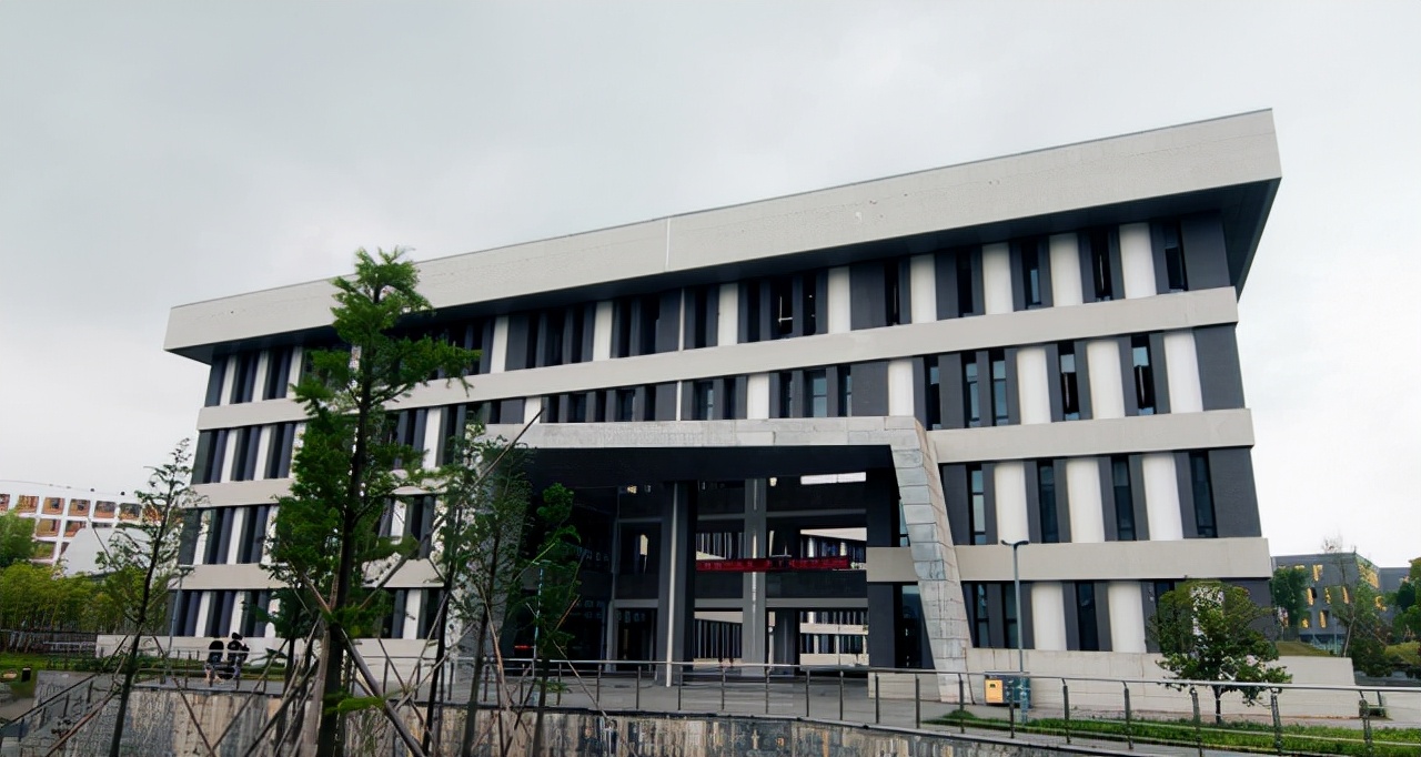 好消息！浙江一所专科升级“大学”，当地考生：幸福来得太及时了